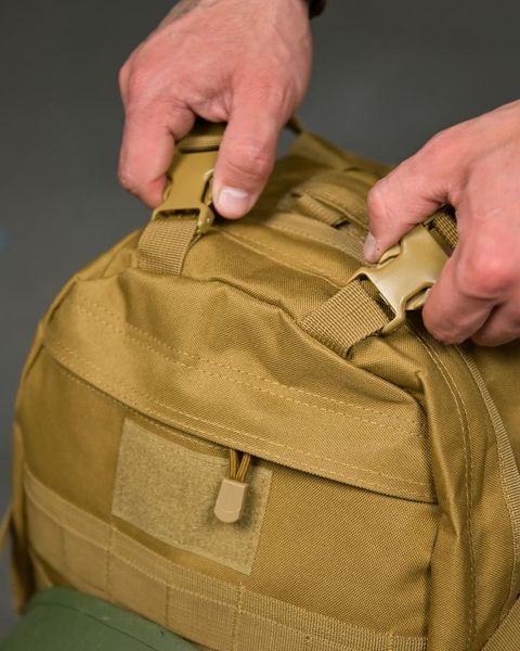 РЮКЗАК З ТРИМАЧЕМ ДЛЯ ШЛЕМУ BADGER OUTDOOR GUNNY 45Л РН3122 16765 фото